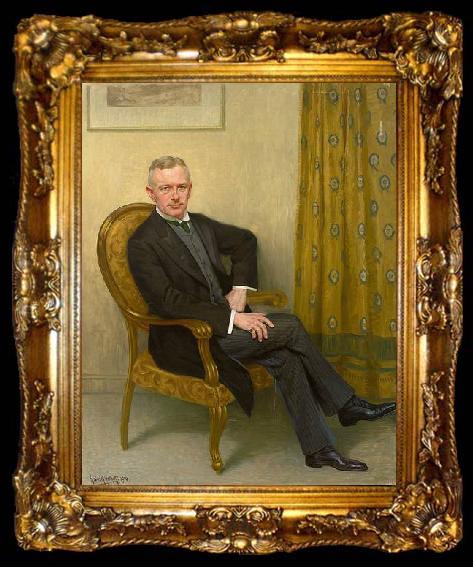 framed  Heinrich Hellhoff Portrait des kaiserlichen Kammerherrn von Winterfeldt, in Armlehnstuhl sitzend, ta009-2